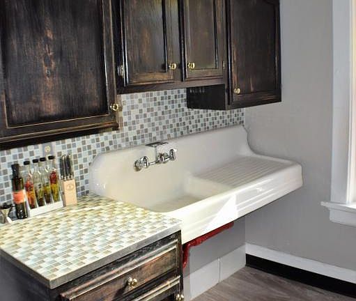 2nd image of 231 W McMillan St APT 2