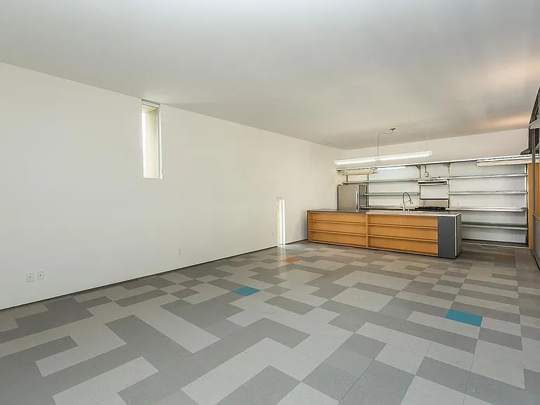 2225 Hyperion Ave #B — Photo 6
