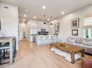 1222 Columbus St #A, New Orleans, LA 70116