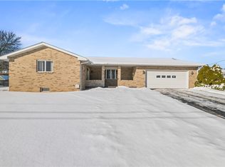 230 Roebling Dr, Saxonburg, PA 16056