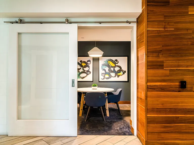 Eitel Apartments — Photo 5