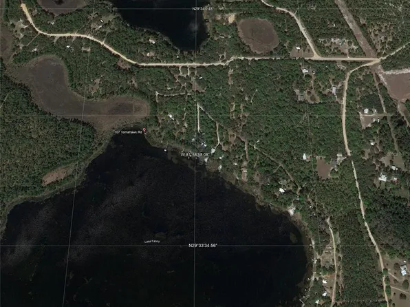 107 Tomahawk Rd, Hawthorne, FL 32640