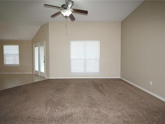 4th image of 3808 Armstrong County Ct