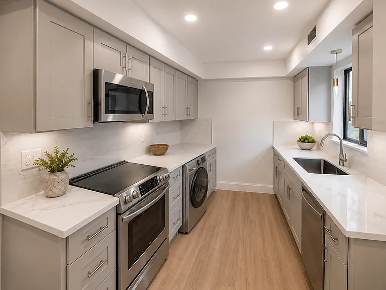 94 Beaconsfield Rd #201 — Photo 1