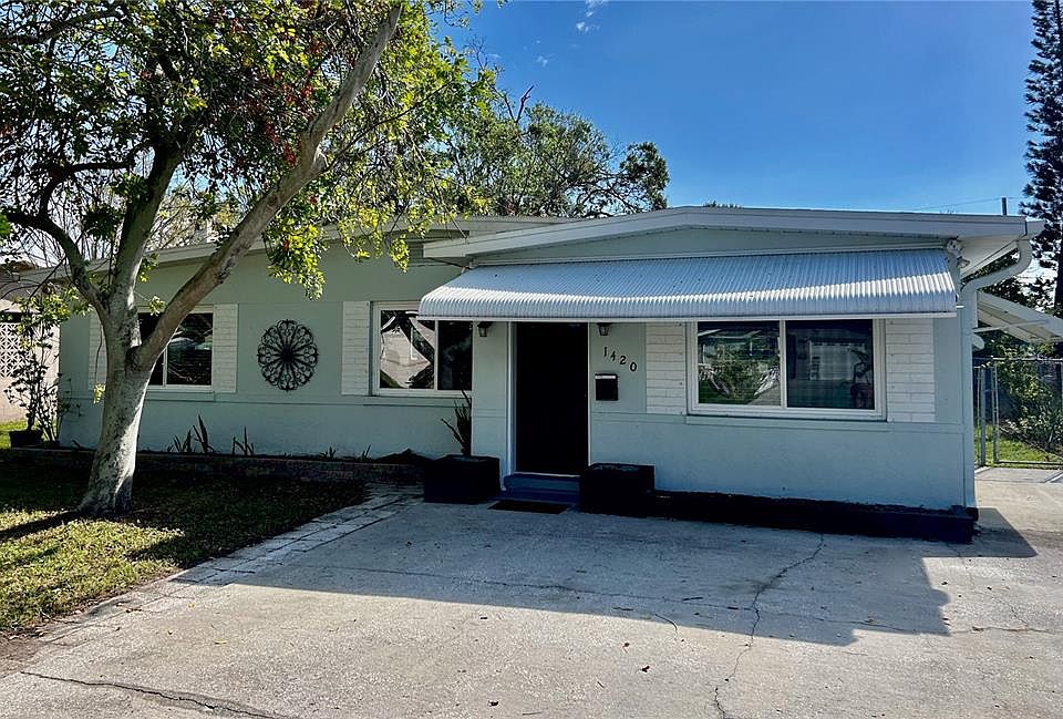 1st image of 1420 57TH AVENUE N
