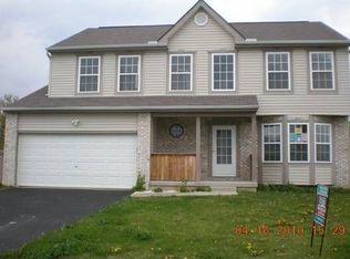 114 Edmonds Dr, Commercial Point, OH 43116