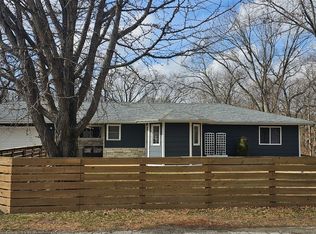 2513 Hillcrest Dr, High Ridge, MO 63049