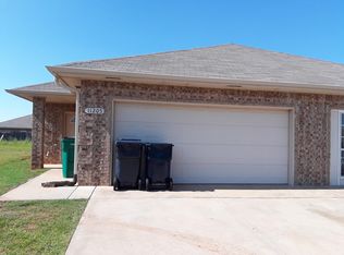 11205 NW 5th Ter, Yukon, OK 73099