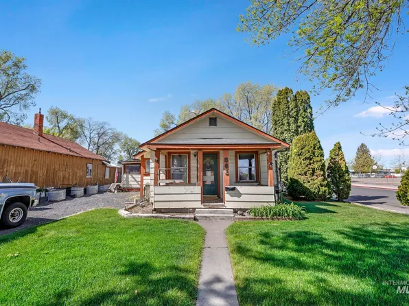 561 3rd Ave N, Twin Falls, ID 83301