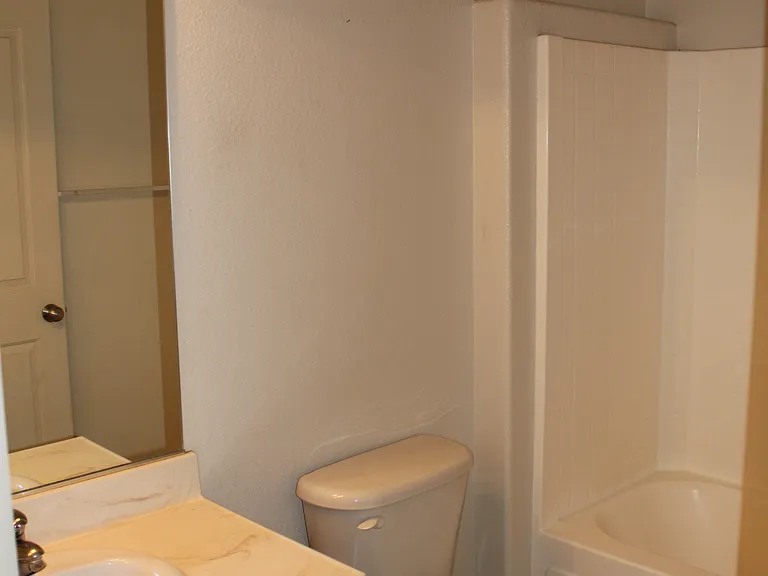 1210 Turnberry Dr — Photo 8