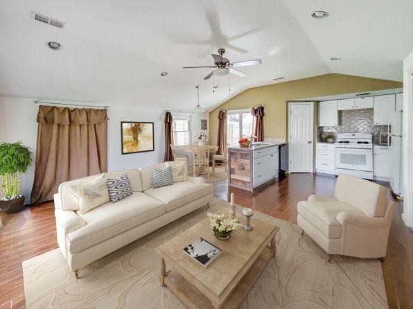 3099 Simmons Ct