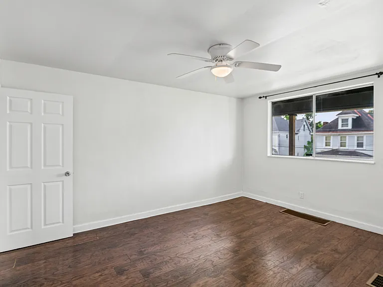 723 Taylor Ave #1 — Photo 3