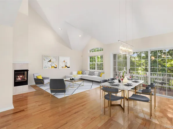 15 Deertree Lane, Briarcliff Manor, NY 10510