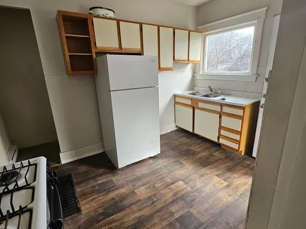 810 E 21st St, Erie, PA 16503