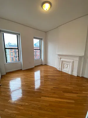 Rented by Compass | media 6