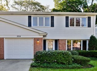 2719 E Bel Aire Dr #0, Arlington Heights, IL 60004