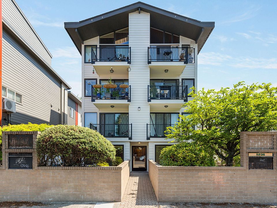 Renovated, boutique building in the heart of West Seattle.