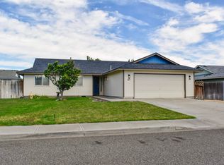 6107 Dodger Dr, Pasco, WA 99301
