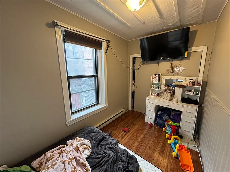 205 Endicott St #2 — Photo 4
