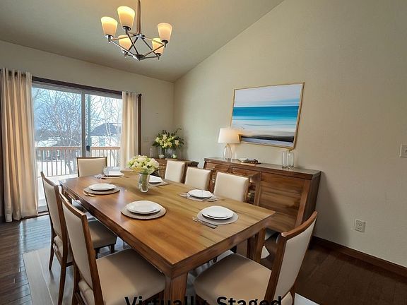 4th image of 1628 Romerena Drive
