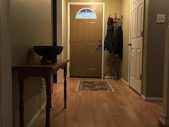4th image of 2642 SE 30th St