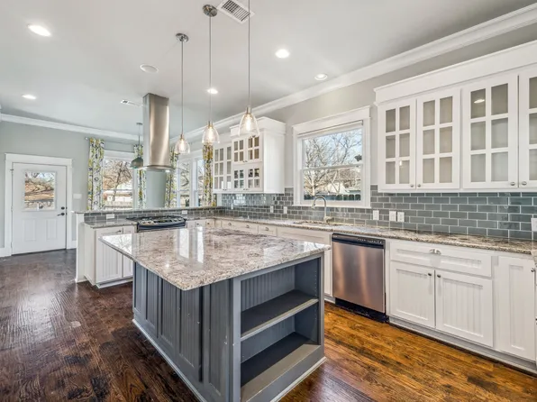 1710 Lipscomb St, Fort Worth, TX 76110