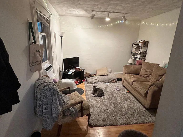 95 N Willard St — Photo 11