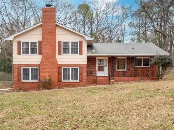 4578 Craghill Cir, Stone Mountain, GA 30083