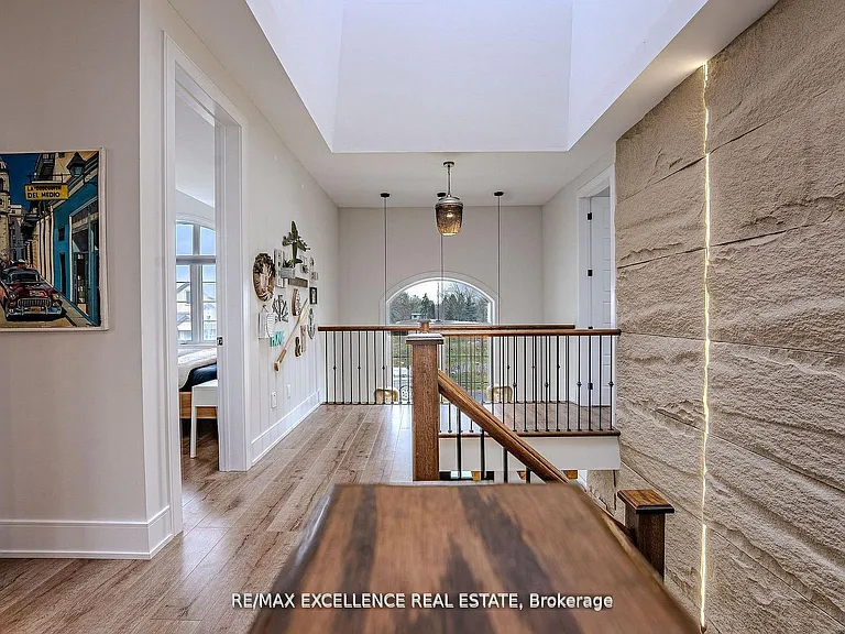301 Somme St — Photo 16