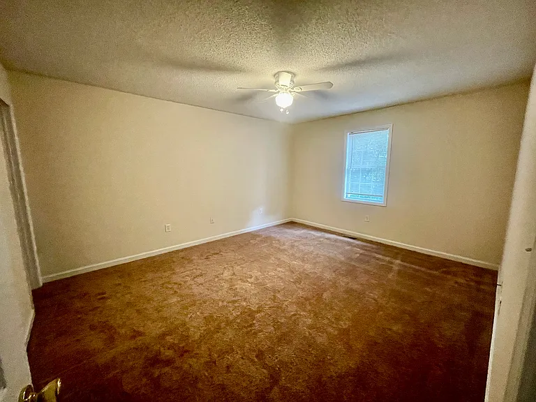 113 Grove Street Ext — Photo 8