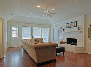 2110 Sonata Ln, Carrollton, TX 75007