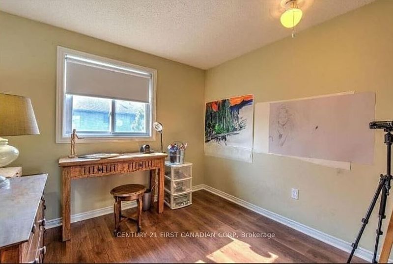 London Townhouse for rent - 3 Bedrooms — photo 3