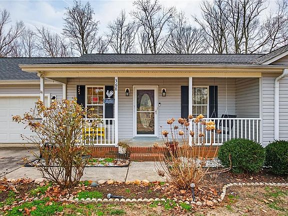 4th image of 368 Fox Creek Ln