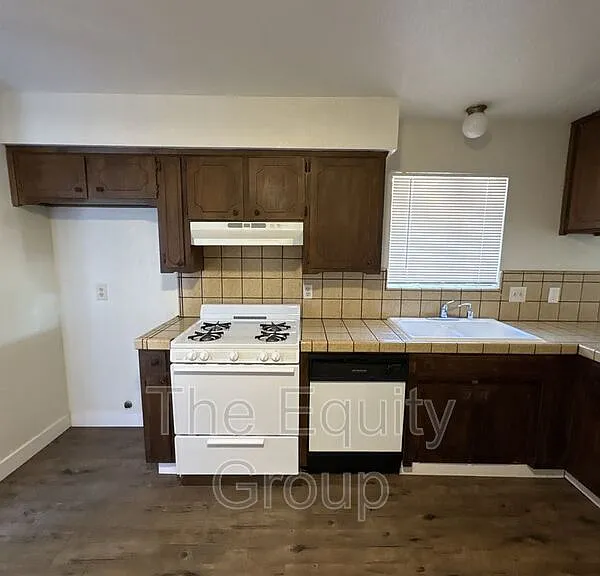 3701 S Shady St — Photo 5