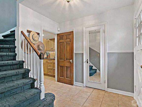 2nd image of 323 Stanley Ave