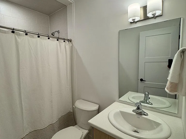 36 Silo Mews — Photo 11