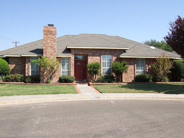 1st image of 2218 Wellington Ct
