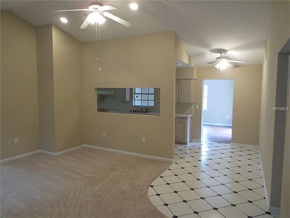 4th image of 34704 Dogwood Dr