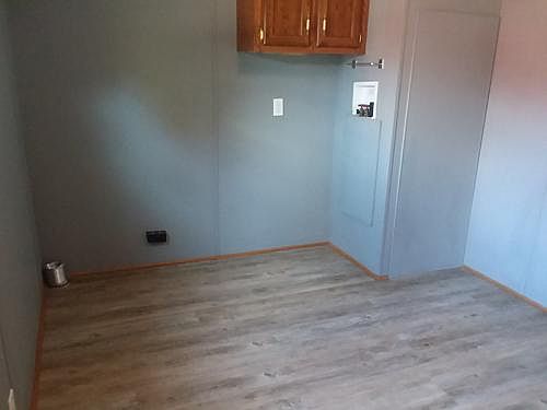 3rd image of 294 Lake Ln