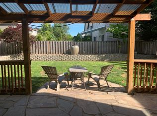 15556 SE Limestone Ln, Damascus, OR 97089