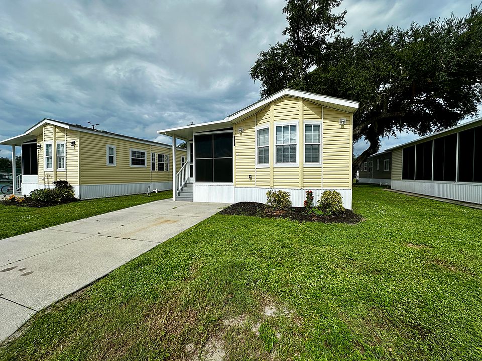 1st image of 7125 Fruitville Rd #1562