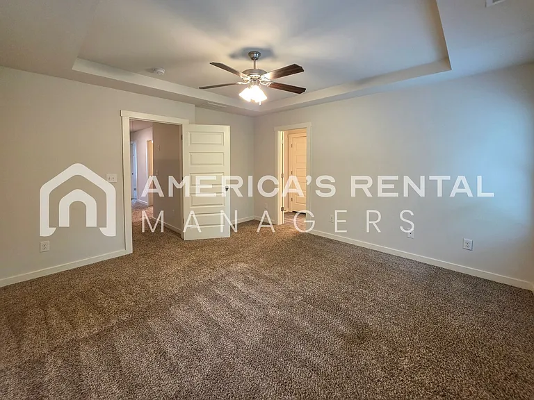 680 The Heights Ln — Photo 43