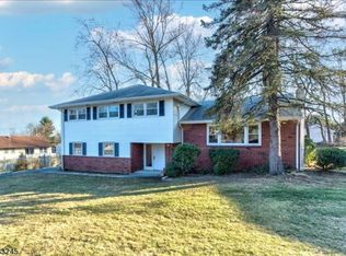 5 Condit Ave, Parsippany, NJ 07054