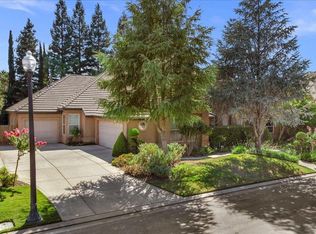 10597 N Oak Hill Cir, Fresno, CA