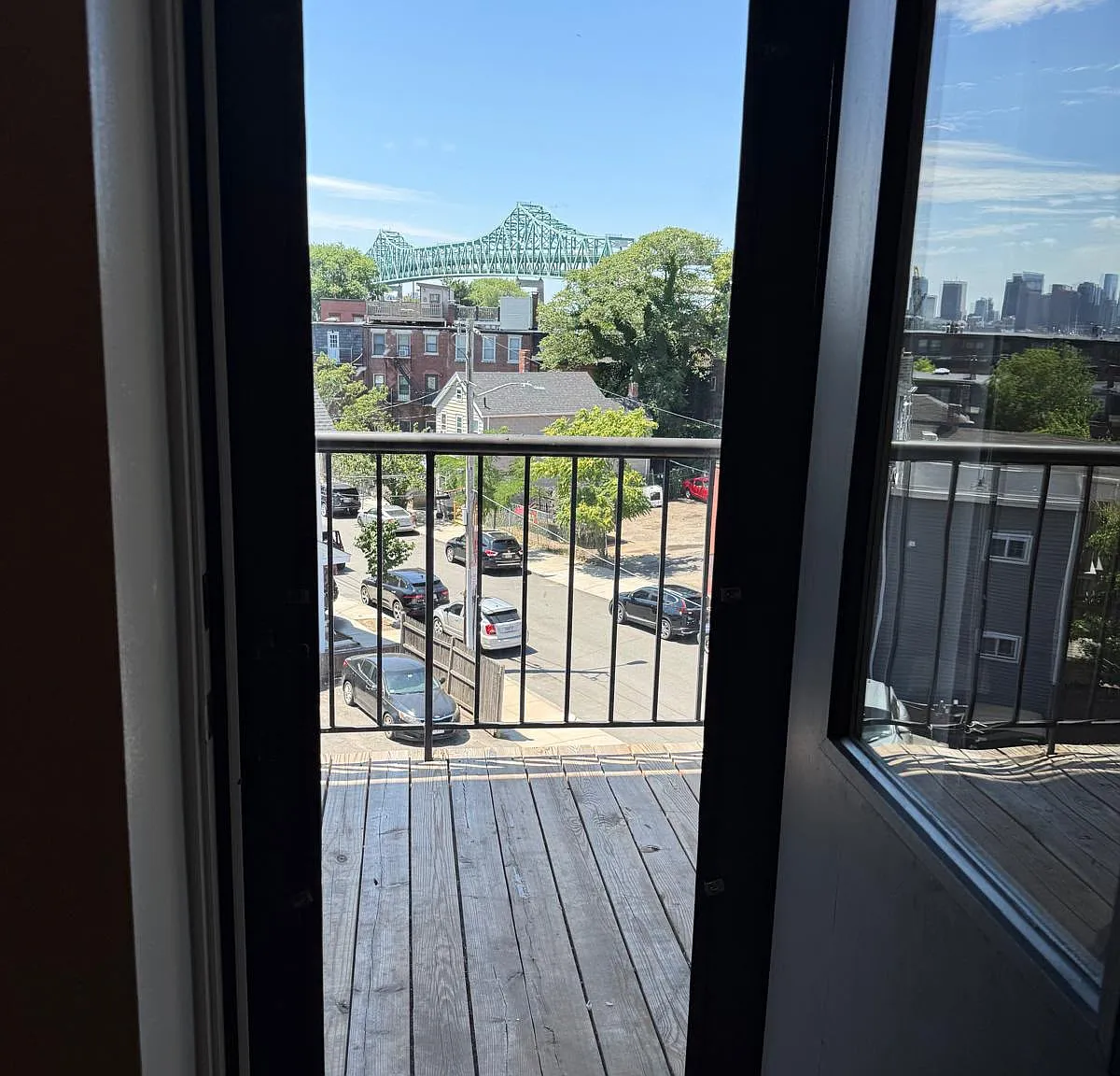 1 bed, 1.0 bath, $2,200 — Photo 4