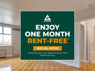 10 Ionview Rd #101, Toronto, ON M1K2Z2