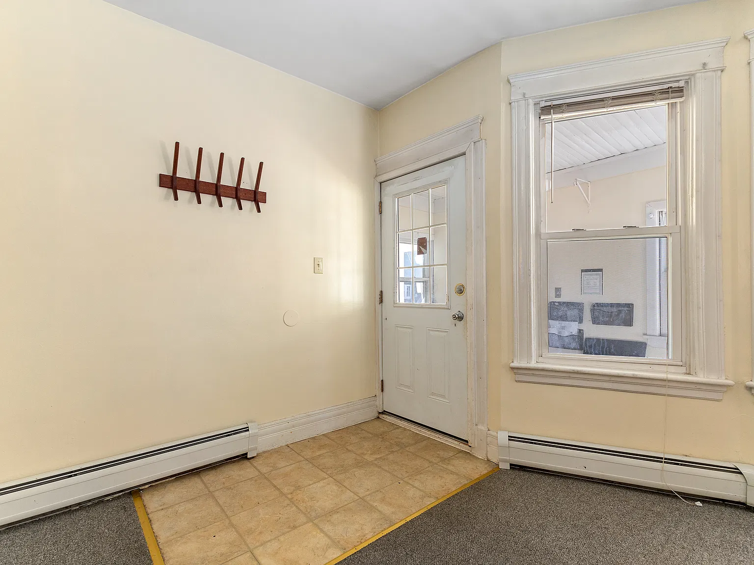 2 bed, 1000 sqft, $1,500 — Photo 4