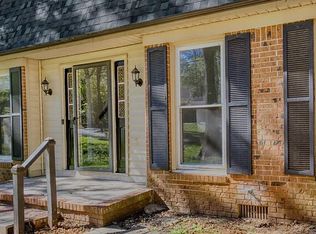 989 Carlisle Rd, Stone Mountain, GA 30083
