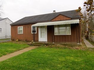 521 W Walnut St, Crown Point, IN 46307