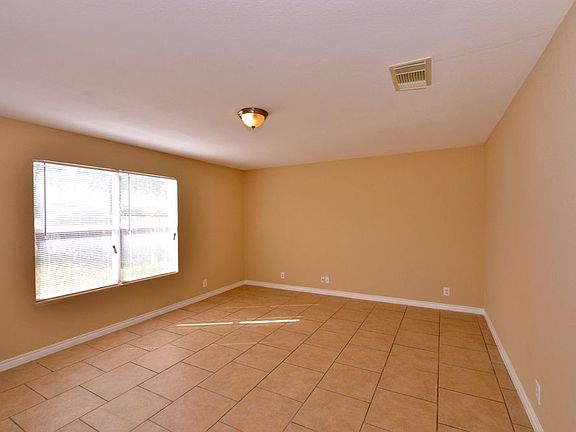 4th image of 14219 Wetmore Bnd